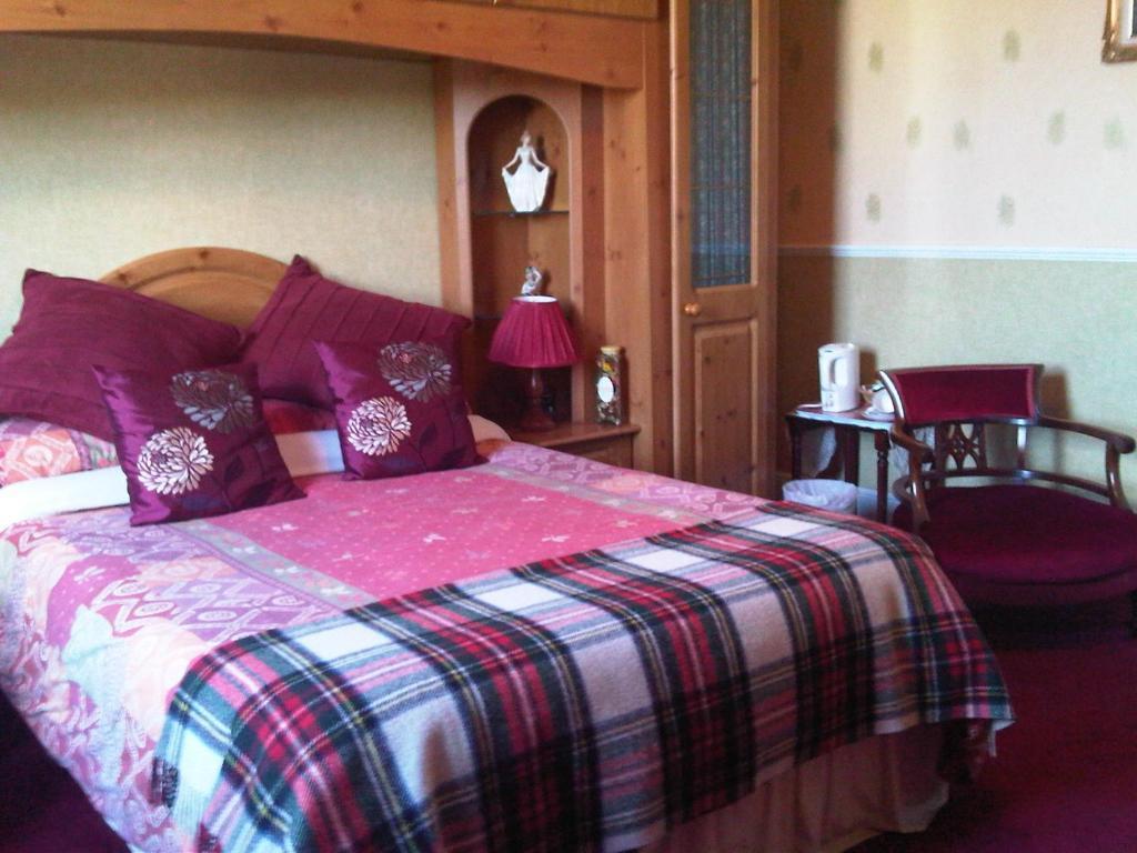 James Cottage Guest House Crieff Bagian luar foto